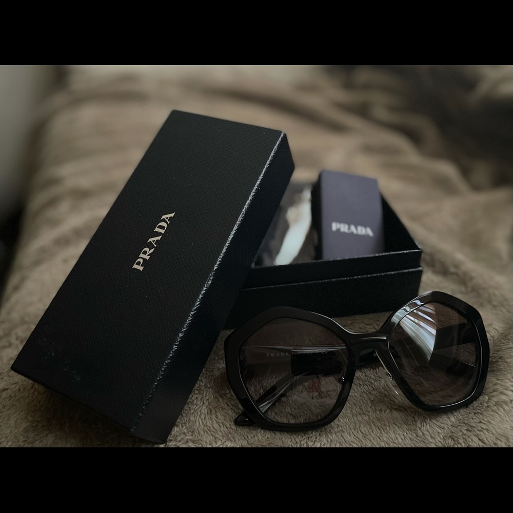 Prada PR 08XS Sunglasses